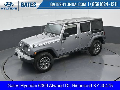 Used 2015 Jeep Wrangler Unlimited Rubicon w/ Max Tow Package AWD/4WD image 40