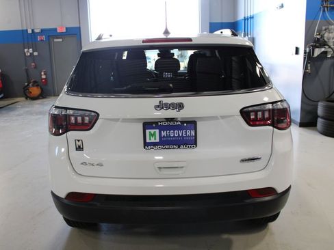 Used 2022 Jeep Compass Latitude w/ Convenience Group AWD/4WD image 39