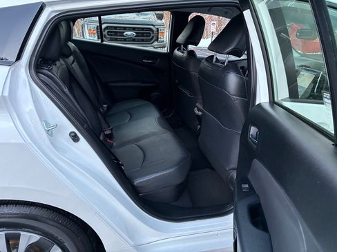 Used 2022 Toyota Prius Prime Limited image 20