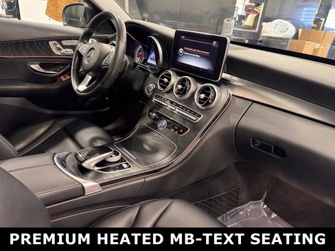 Used 2017 Mercedes-Benz C 300 4MATIC Sedan image 4