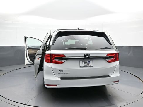 Certified 2023 Honda Odyssey EX-L image 97