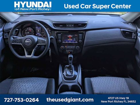 Used 2020 Nissan Rogue S image 16