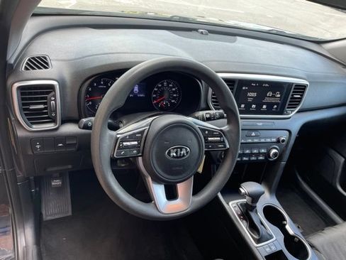 Used 2021 Kia Sportage LX FWD image 25
