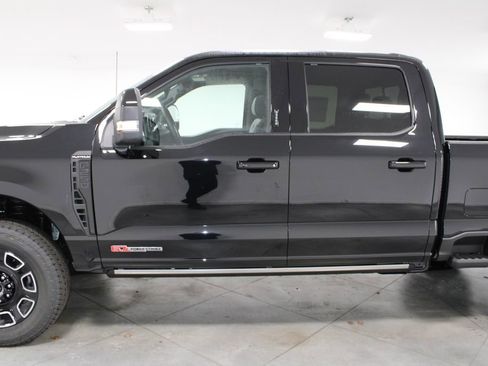 New 2026 Ford F250 Platinum image 5