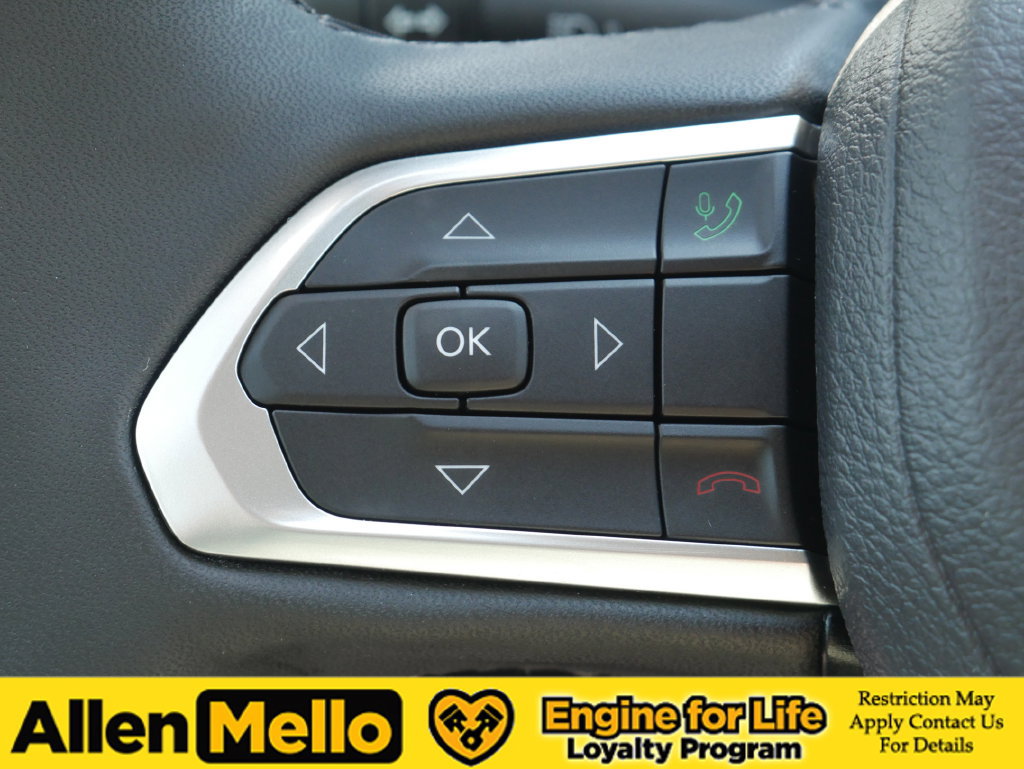Used 2026 Jeep Compass Limited AWD/4WD image 26
