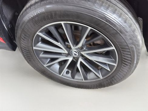 Used 2024 Lexus NX 250 FWD image 11