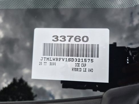 Certified 2025 Toyota RAV4 LE AWD/4WD image 18
