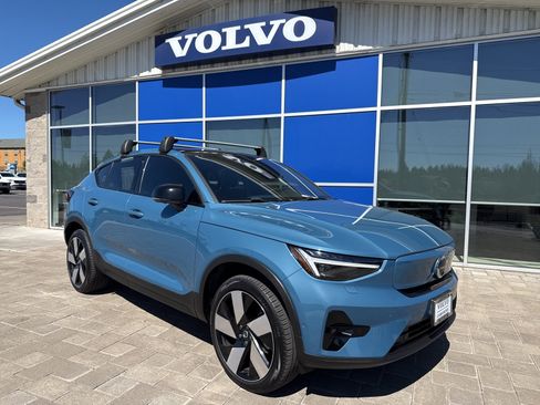 Used 2023 Volvo C40 P8 Recharge Ultimate image 1