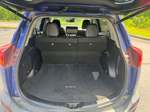 Used 2015 Toyota RAV4 Limited w/ Technology Package AWD/4WD image 9