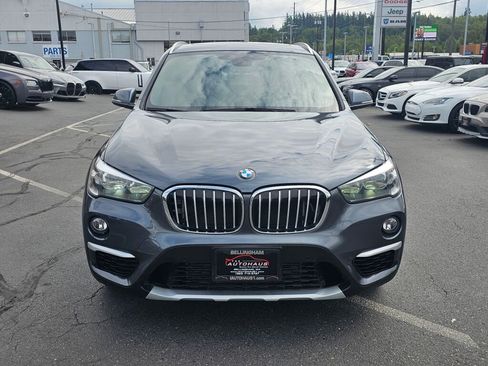 Used 2018 BMW X1 xDrive28i w/ Convenience Package image 2
