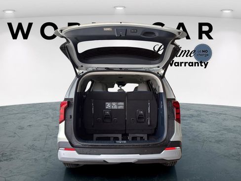 New 2026 Kia Carnival EX FWD image 18