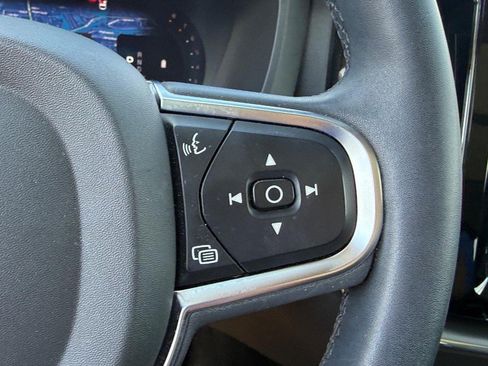 Used 2023 Volvo XC60 B5 Core w/ Climate Package AWD/4WD image 20