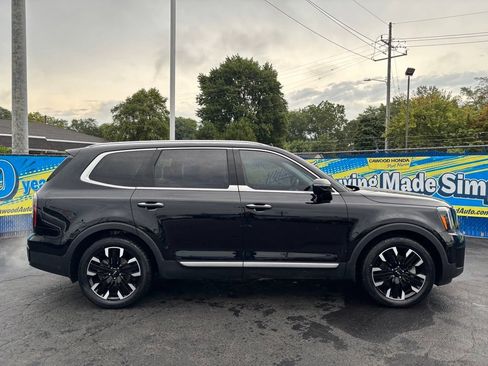Used 2023 Kia Telluride SX AWD/4WD image 2