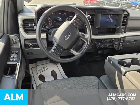 Used 2025 Ford F250 XLT image 6