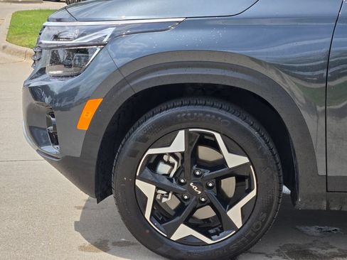New 2026 Kia Seltos S AWD/4WD image 5