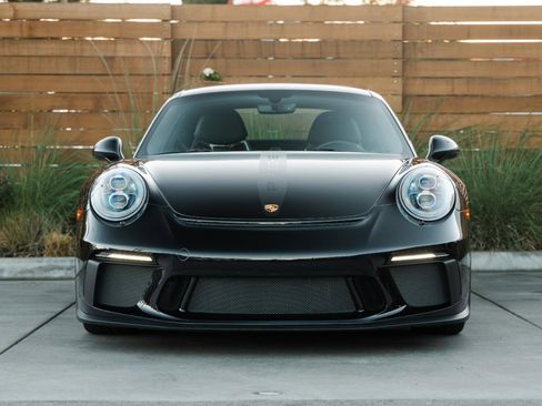 Used 2019 Porsche 911 GT3 image 2