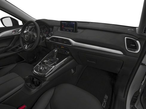 Used 2018 MAZDA CX-9 Touring FWD image 19