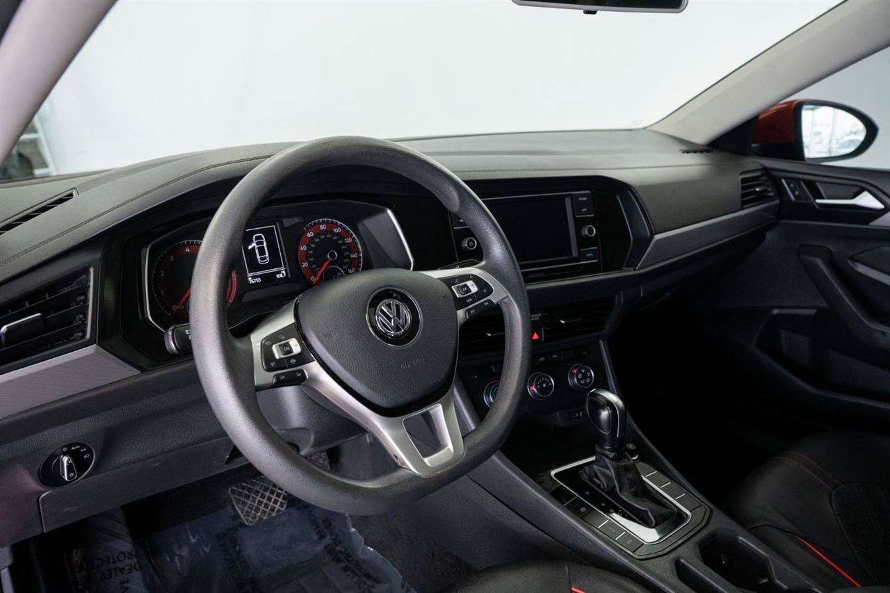 Used 2021 Volkswagen Jetta SE FWD image 15
