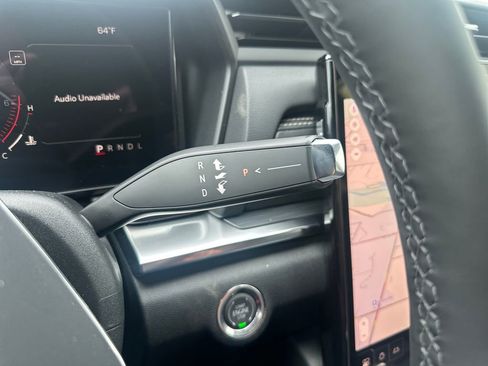 New 2026 GMC Terrain Elevation w/ Technology Package II AWD/4WD image 22