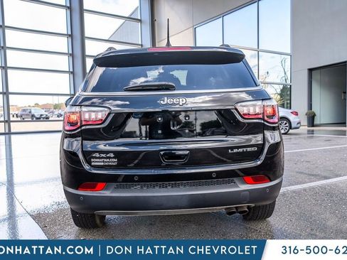 Used 2022 Jeep Compass Limited AWD/4WD image 28