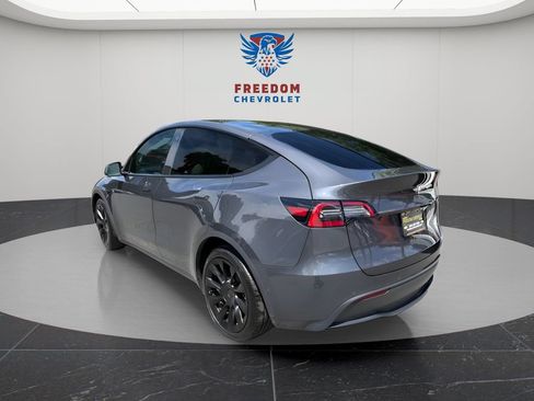 Used 2021 Tesla Model Y Long Range AWD/4WD image 4
