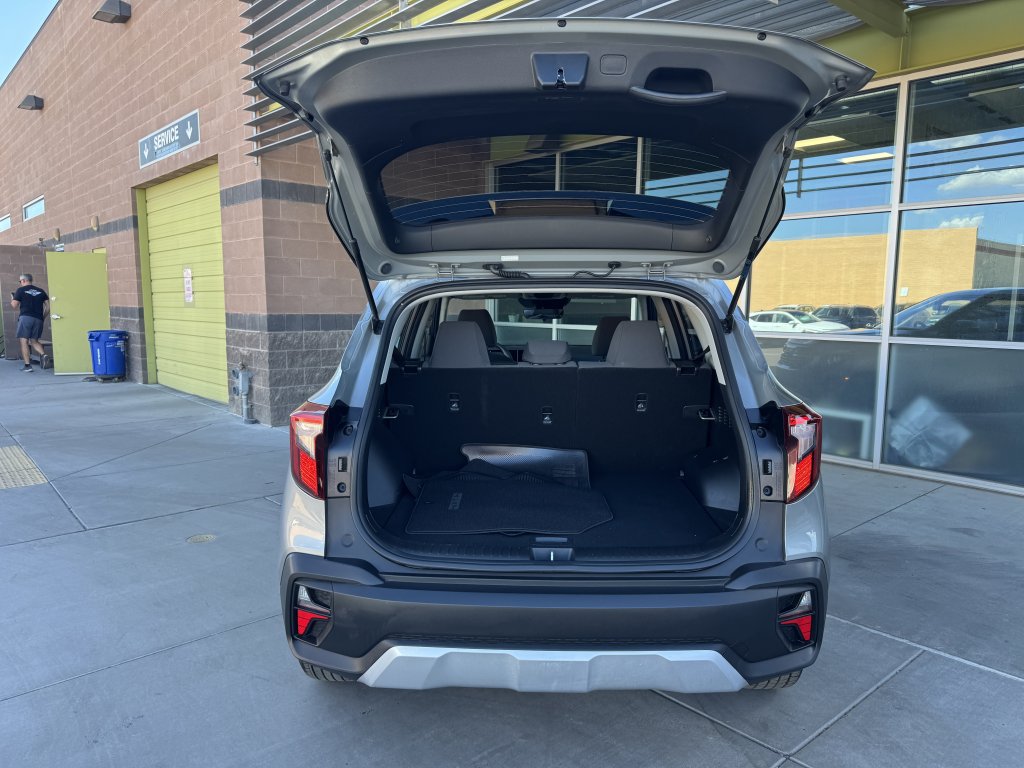 Used 2024 Kia Seltos LX AWD/4WD image 35