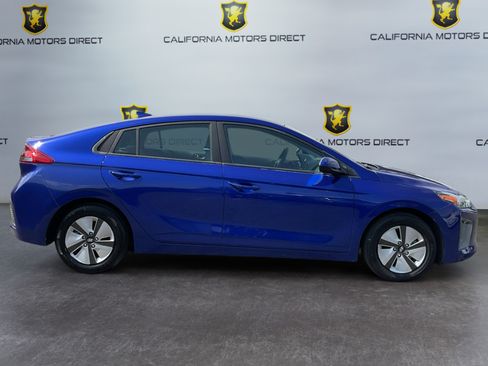 Used 2022 Hyundai Ioniq Blue FWD image 4
