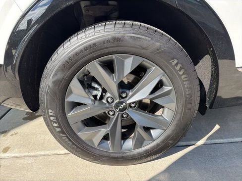 Certified 2025 Kia Sportage SX Prestige image 29