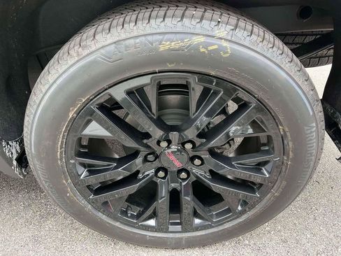 New 2026 GMC Sierra 1500 Elevation w/ Elevation Premium Package AWD/4WD image 12