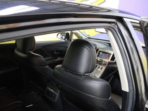 Used 2013 Toyota Venza LE AWD/4WD image 10