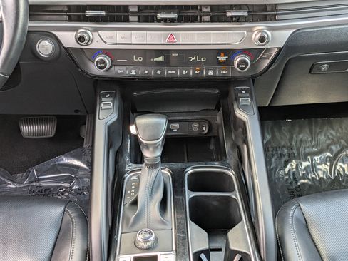 Used 2025 Kia Telluride S FWD image 22