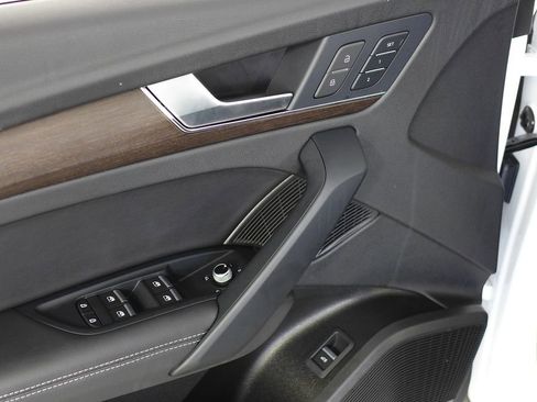 Used 2023 Audi Q5 2.0T Premium Plus image 12