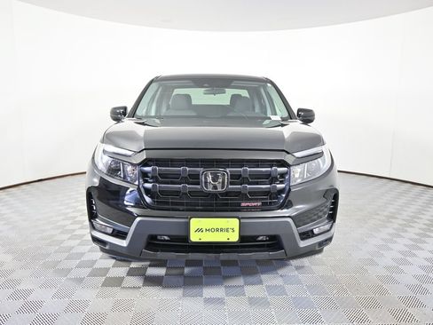 Used 2025 Honda Ridgeline Sport image 11