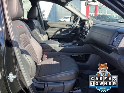 Certified 2025 Nissan Pathfinder Rock Creek image 17