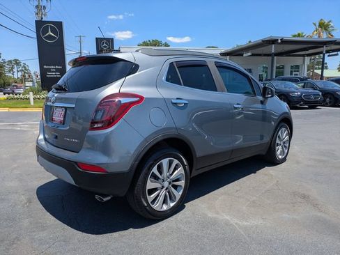 Used 2020 Buick Encore Preferred FWD image 5
