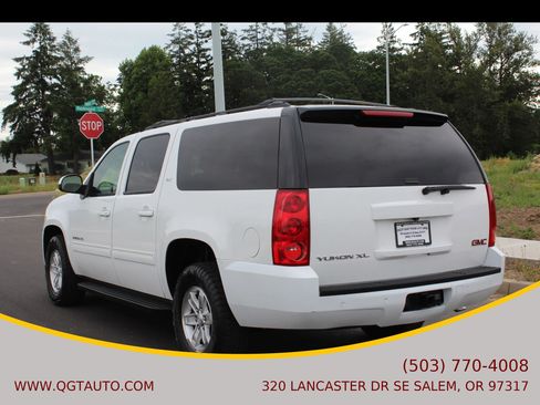 Used 2014 GMC Yukon XL SLT RWD image 3