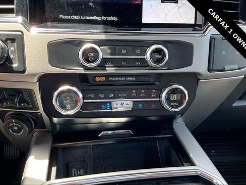 Used 2022 Ford F250 Lariat w/ Lariat Ultimate Package AWD/4WD image 16