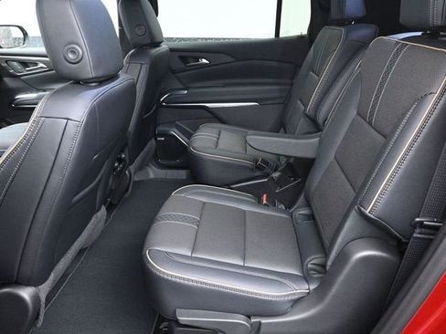 New 2026 Chevrolet Traverse High Country w/ LPO, Floor Liner Package FWD image 29
