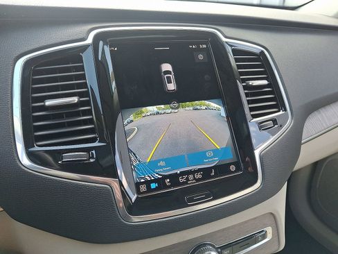 Certified 2023 Volvo XC90 B5 Plus w/ Protection Package Premier image 18