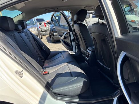 Used 2014 BMW 320i Sedan RWD image 13
