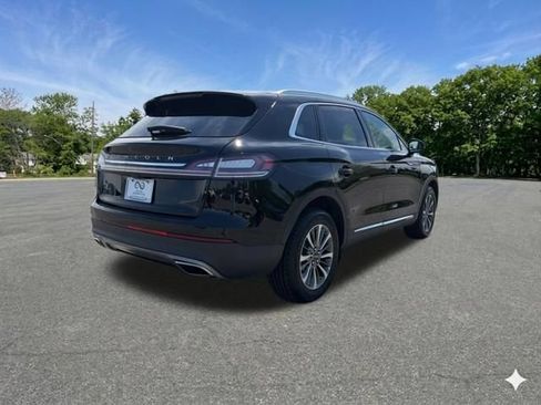 Used 2023 Lincoln Nautilus AWD w/ Premium Package image 9