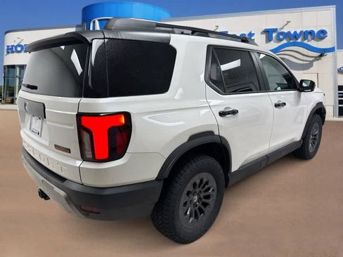 Certified 2026 Honda Passport TrailSport image 8