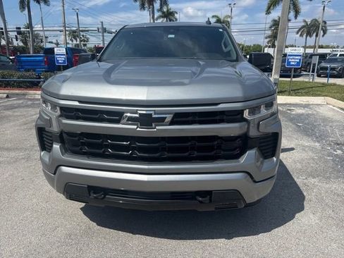 Used 2023 Chevrolet Silverado 1500 RST image 2