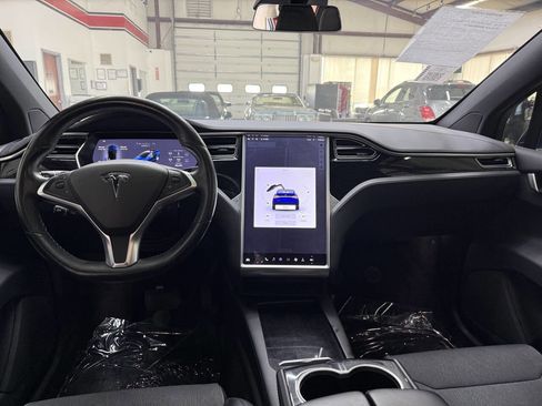 Used 2017 Tesla Model X AWD/4WD image 22
