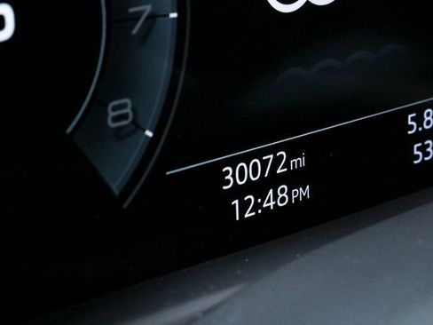 Used 2023 Audi Q8 Premium Plus w/ Premium Plus Package image 12