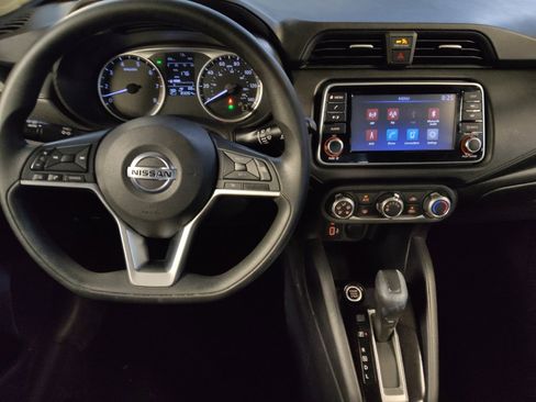 Used 2020 Nissan Versa S FWD image 22