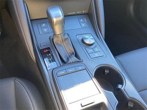 Certified 2023 Lexus IS 350 F Sport image 23