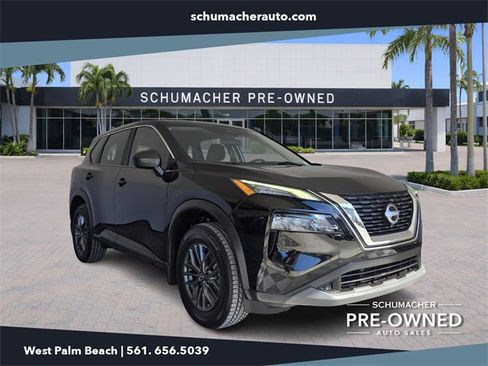 Used 2023 Nissan Rogue S image 1