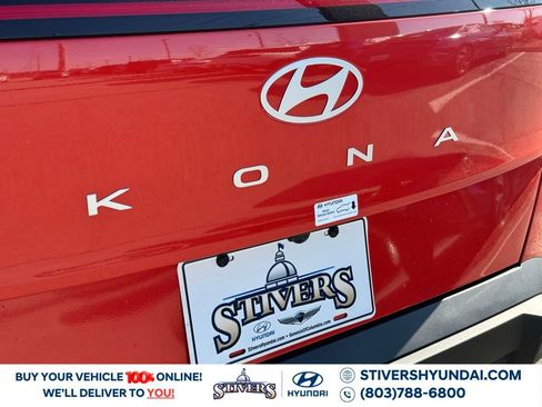 Certified 2025 Hyundai Kona SE image 13