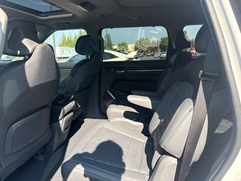 Used 2024 Kia EV9 Land AWD/4WD image 21